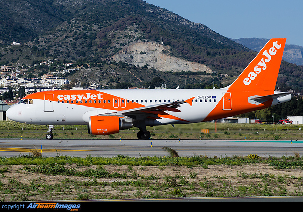 Airbus A319-111 Airbus A319-111