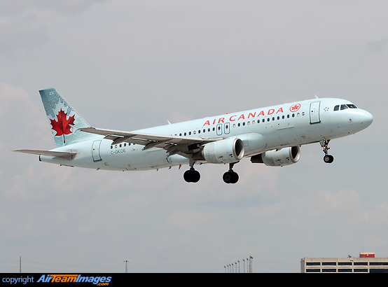 Airbus A320-214 Airbus A320-214