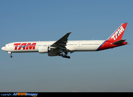 Boeing 777-32W/ER Boeing 777-32W/ER