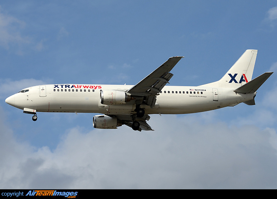 Boeing 737-484 Boeing 737-484