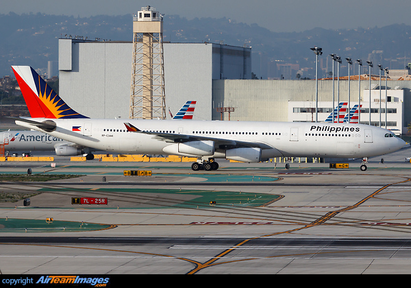 Airbus A340-313 Airbus A340-313