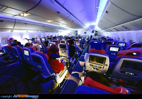 Boeing 777-3M0/ER Boeing 777-3M0/ER