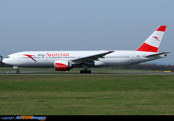 Boeing 777-2B8/ER Boeing 777-2B8/ER