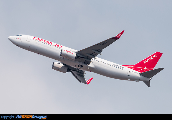 Boeing 737-86J Boeing 737-86J