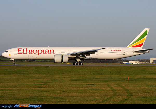 Boeing 777-360/ER Boeing 777-360/ER