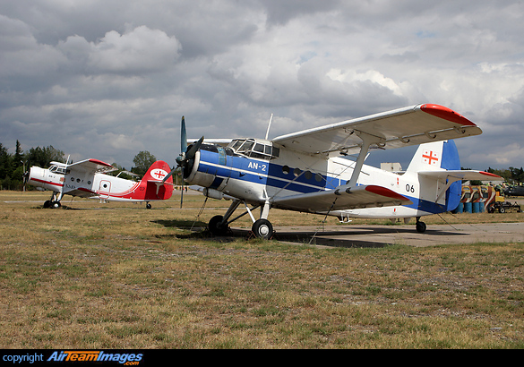 Antonov An-2 Antonov An-2