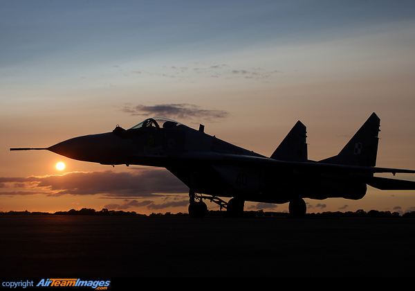 Mikoyan Gurevich MiG-29 Mikoyan Gurevich MiG-29