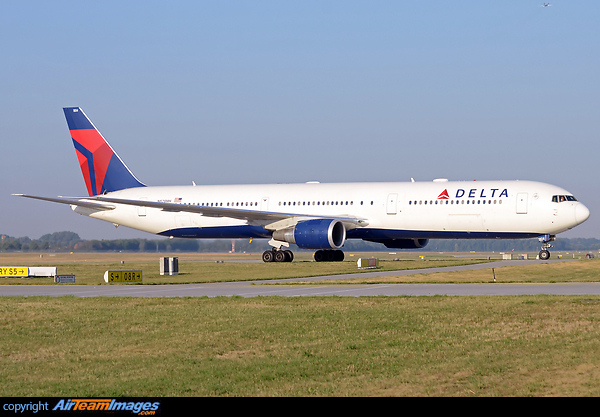 Boeing 767-432/ER Boeing 767-432/ER