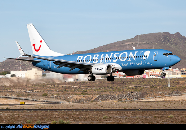 Flaring for Rwy 08 wearing special Robinson Premium Resorts livery. Boeing 737-8K5