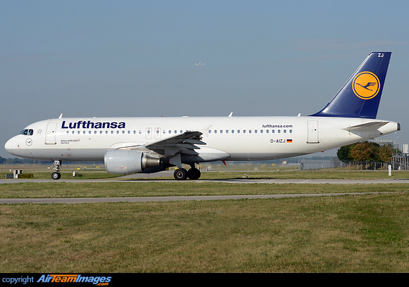 Airbus A320-214 Airbus A320-214