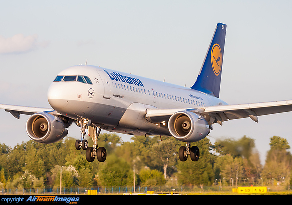 Airbus A319-112 Airbus A319-112