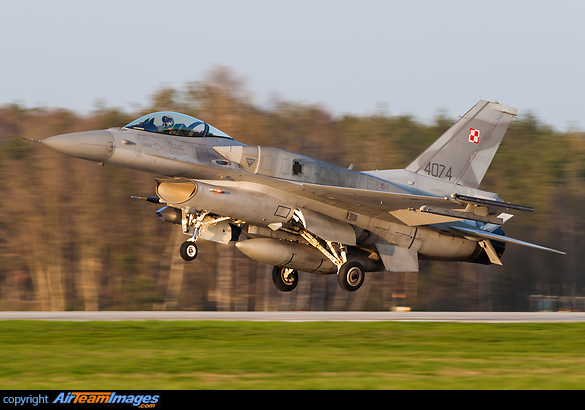 F-16CJ Fighting Falcon F-16CJ Fighting Falcon