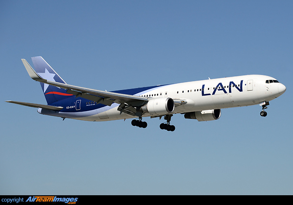 Boeing 767-316/ER Boeing 767-316/ER