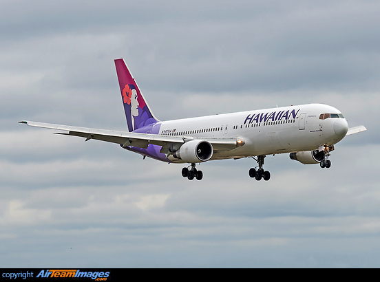 Boeing 767-332 Boeing 767-332