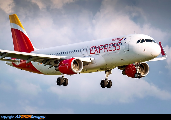 Airbus A320-216 Airbus A320-216