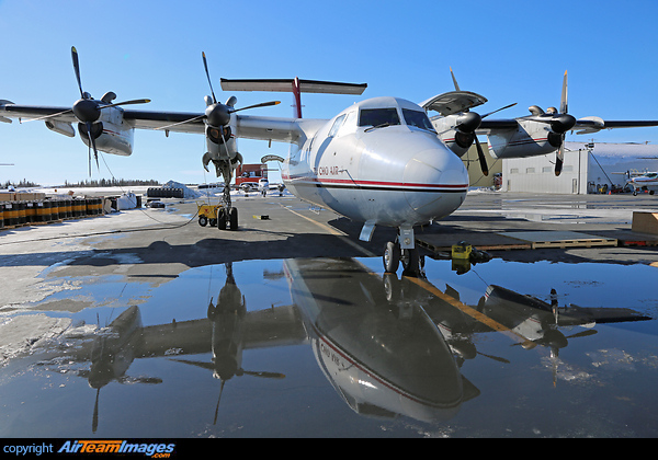 DHC-7-103 Dash 7 DHC-7-103 Dash 7