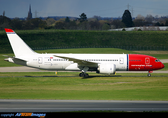 Boeing 787-8 Dreamliner Boeing 787-8 Dreamliner