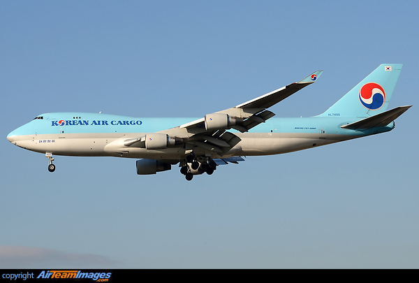 Boeing 747-4B5F/ER/SCD Boeing 747-4B5F/ER/SCD