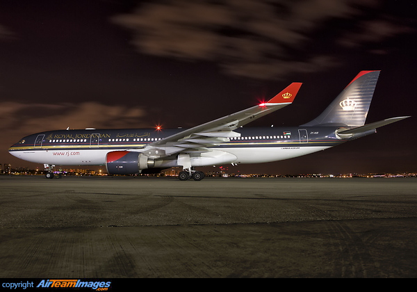 Airbus A330-223 Airbus A330-223