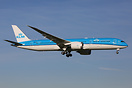5th DREAMLINER ("900") in KLM fleet named "Hibiscus" delivered on 22/0...