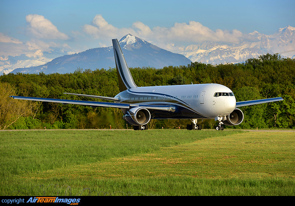 Boeing 767-29N/ER Boeing 767-29N/ER