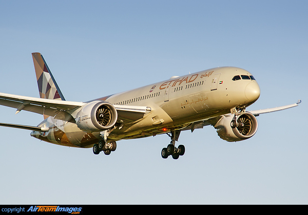 Boeing 787-9 Dreamliner Boeing 787-9 Dreamliner