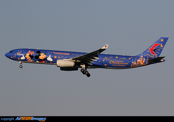 Airbus A330-343X Airbus A330-343X