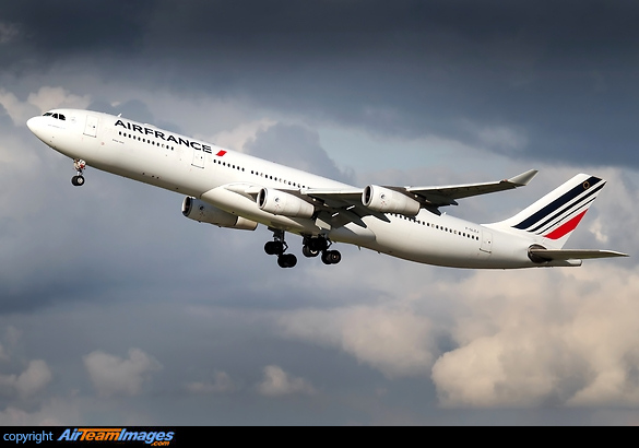 Airbus A340-313X Airbus A340-313X