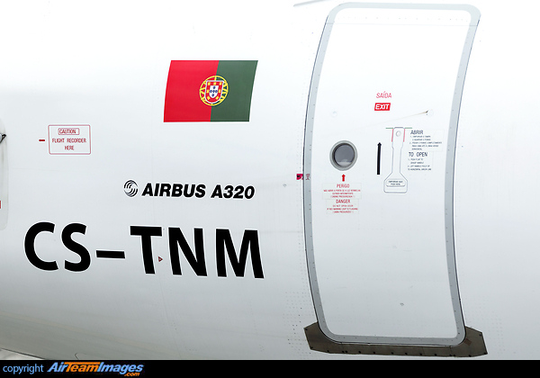 Airbus A320-214 Airbus A320-214