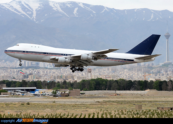 Boeing 747-131(SF) Boeing 747-131(SF)
