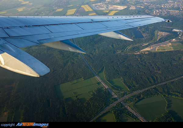 Boeing 737-330 Boeing 737-330