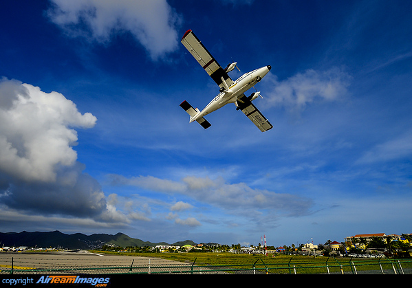 DHC-6-300 Twin Otter DHC-6-300 Twin Otter