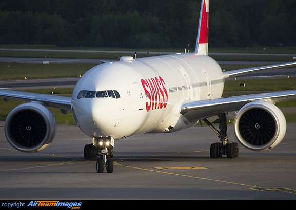 Boeing 777-3DE/ER Boeing 777-3DE/ER