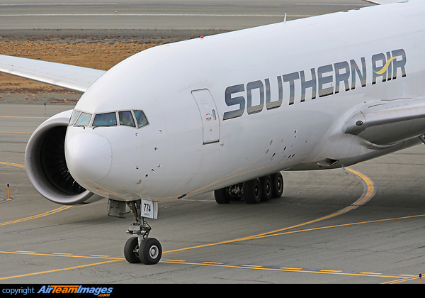 Boeing 777-FZB Boeing 777-FZB