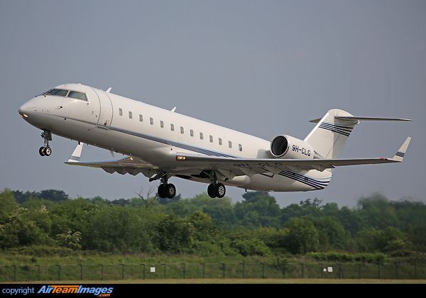 Bombardier Challenger 850 Bombardier Challenger 850