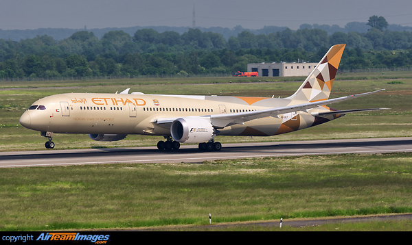 Boeing 787-9 Dreamliner Boeing 787-9 Dreamliner