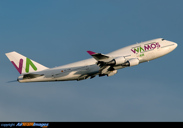 Boeing 747-446 Boeing 747-446