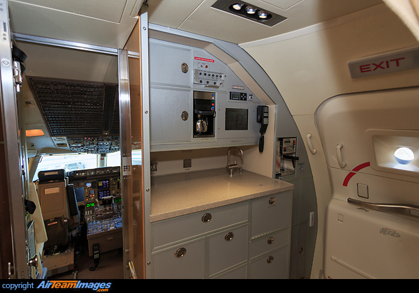 Boeing 757-256 Boeing 757-256