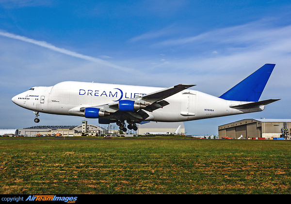 Boeing 747-400LCF Dreamlifter Boeing 747-400LCF Dreamlifter