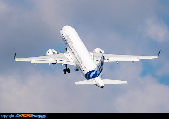 PW engine equipped aircraft departing ILA on the first day of the show. Airbus A320neo