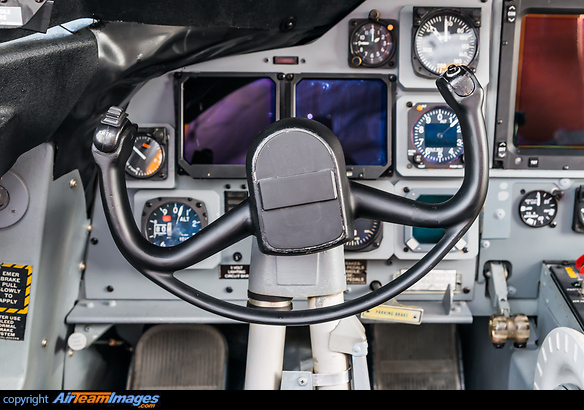 Captain's yoke Lockheed P-3C Orion