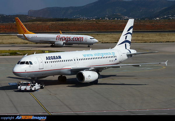 Airbus A320-232 Airbus A320-232