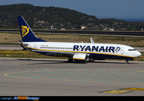 Boeing 737-8AS Boeing 737-8AS