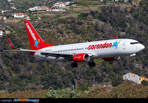 Boeing 737-804 Boeing 737-804