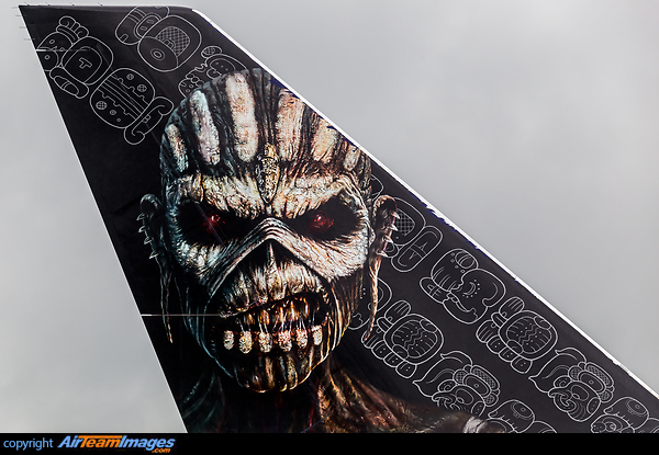 Iron Maidens Ed Force One 'Book of Souls World Tour' Boeing 747-428