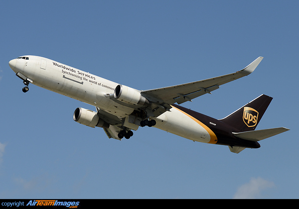 Boeing 767-34AF/ER Boeing 767-34AF/ER