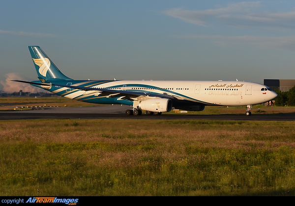 Airbus A330-343 Airbus A330-343