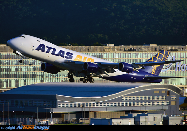 Boeing 747-87UF/SCD Boeing 747-87UF/SCD