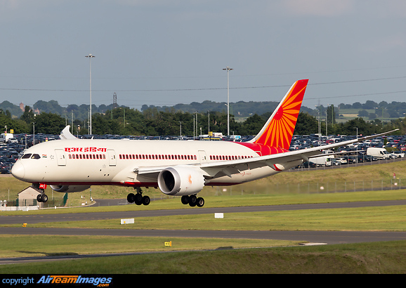 Boeing 787-8 Dreamliner Boeing 787-8 Dreamliner