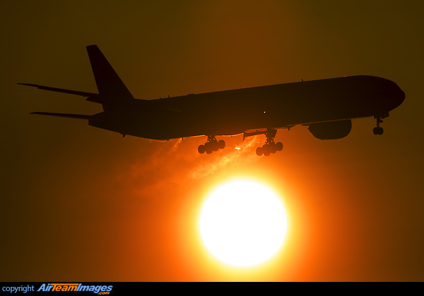 Boeing 777-367/ER Boeing 777-367/ER